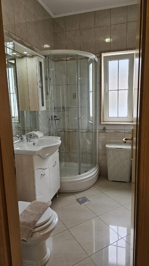 טרוגיר Apartmani Barnjak מראה חיצוני תמונה