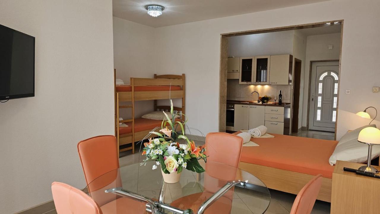 טרוגיר Apartmani Barnjak מראה חיצוני תמונה