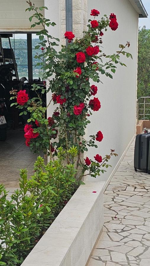 טרוגיר Apartmani Barnjak מראה חיצוני תמונה