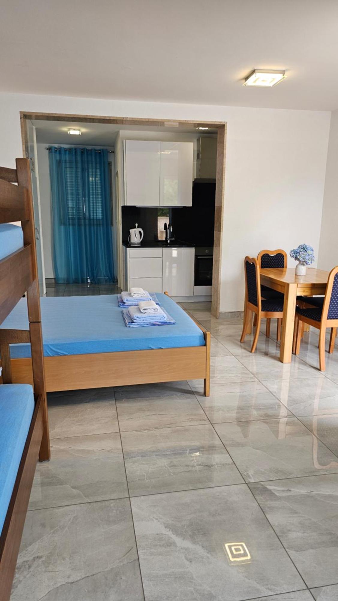 טרוגיר Apartmani Barnjak מראה חיצוני תמונה